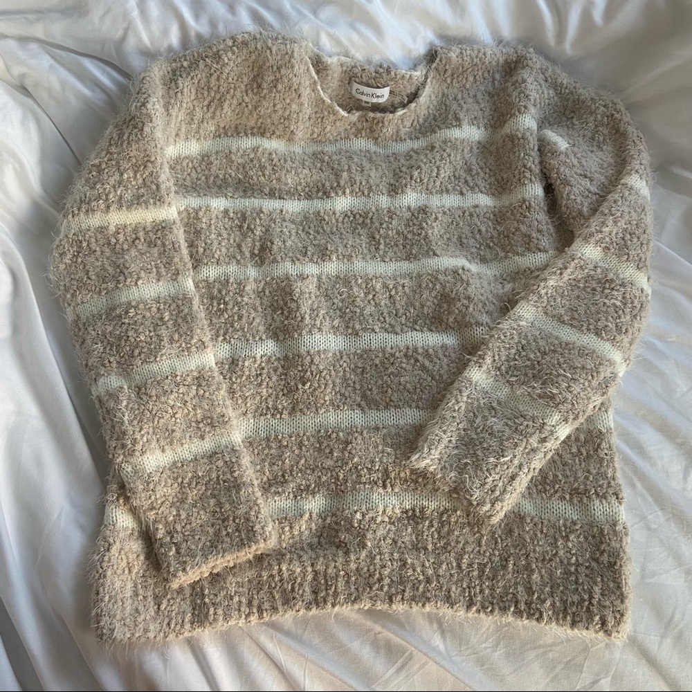 Calvin Klein Sweater
